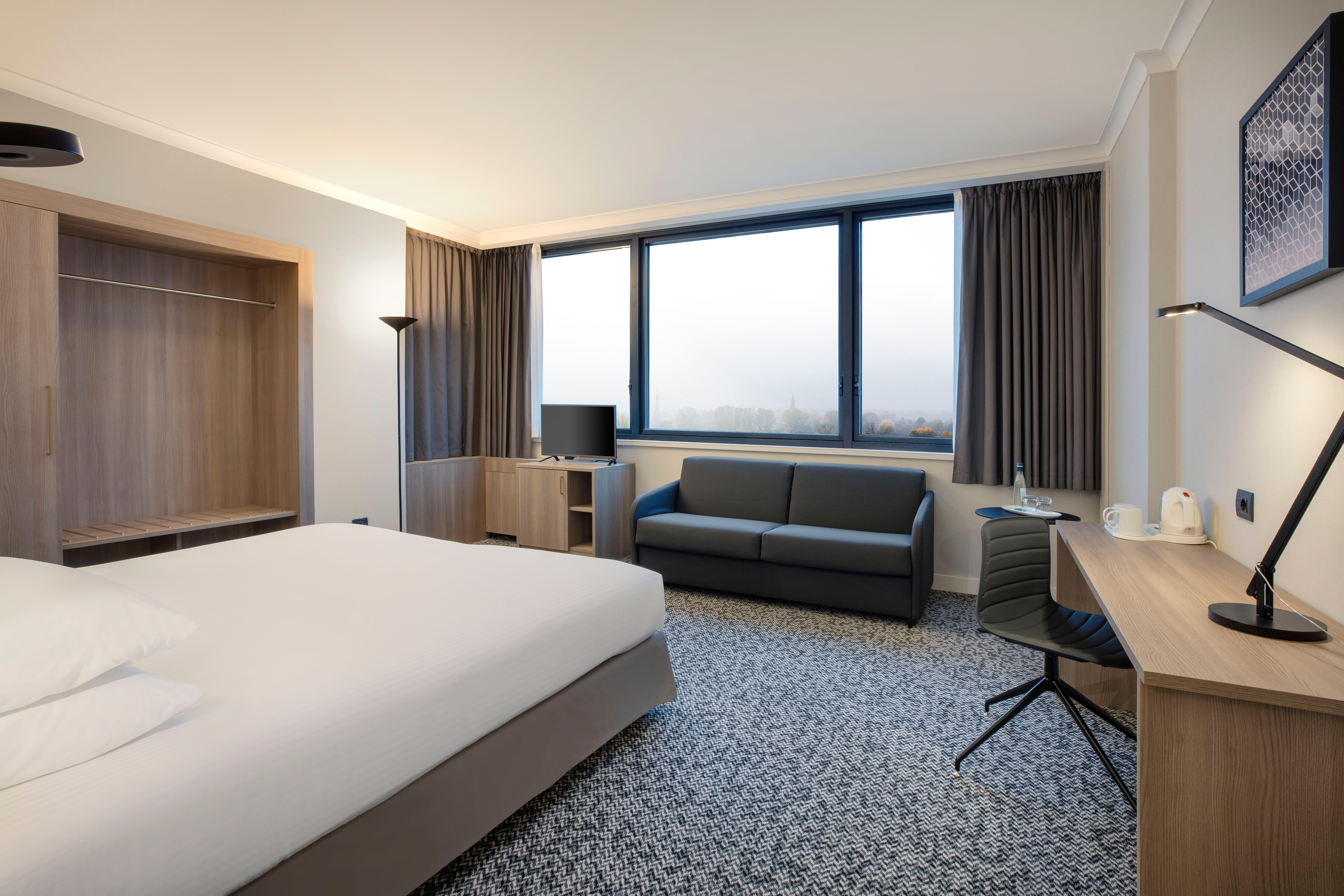 Crowne Plaza Milan Linate By Ihg Hotel 4*